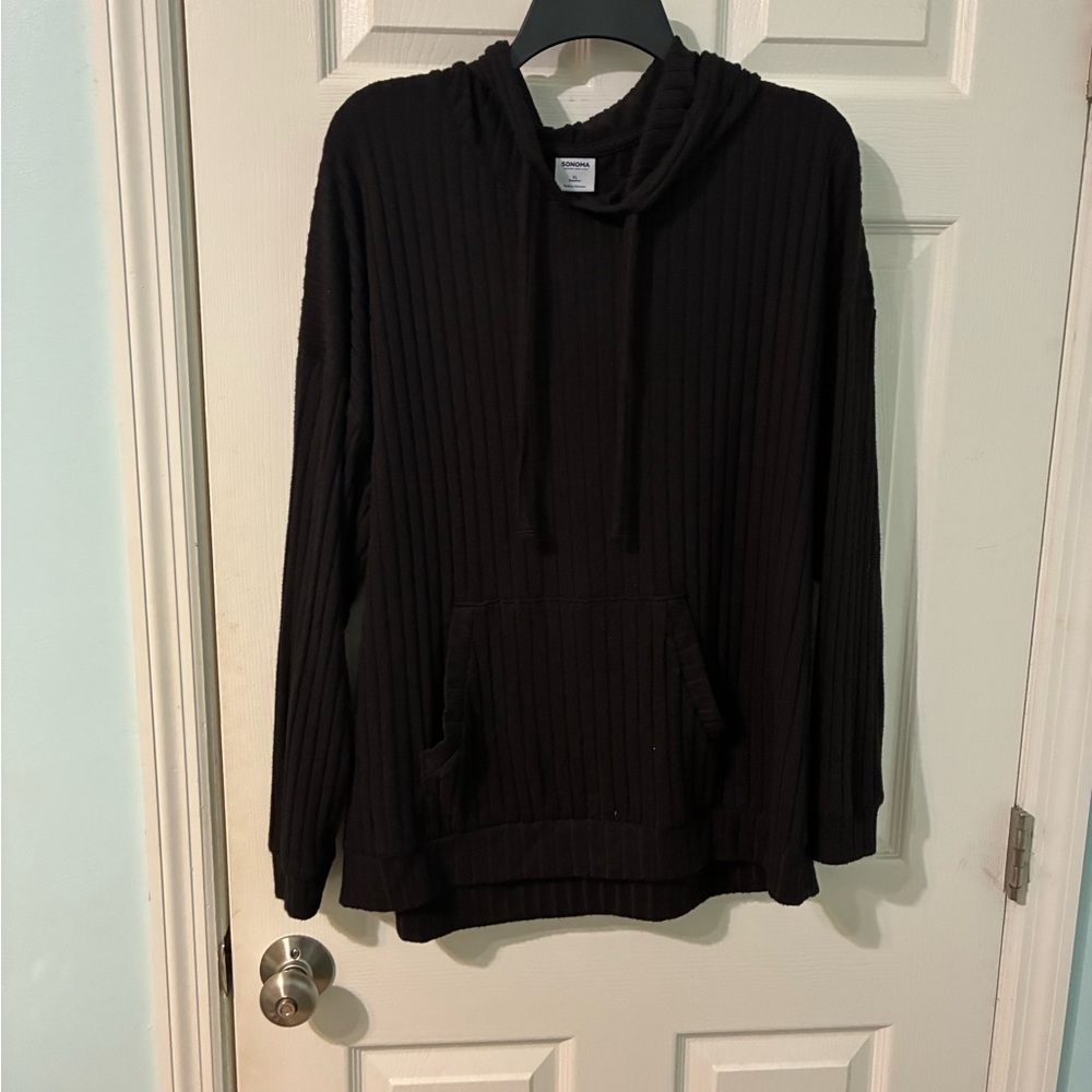 Black Ribbed Women’s Sweatshirt and Sweatpants